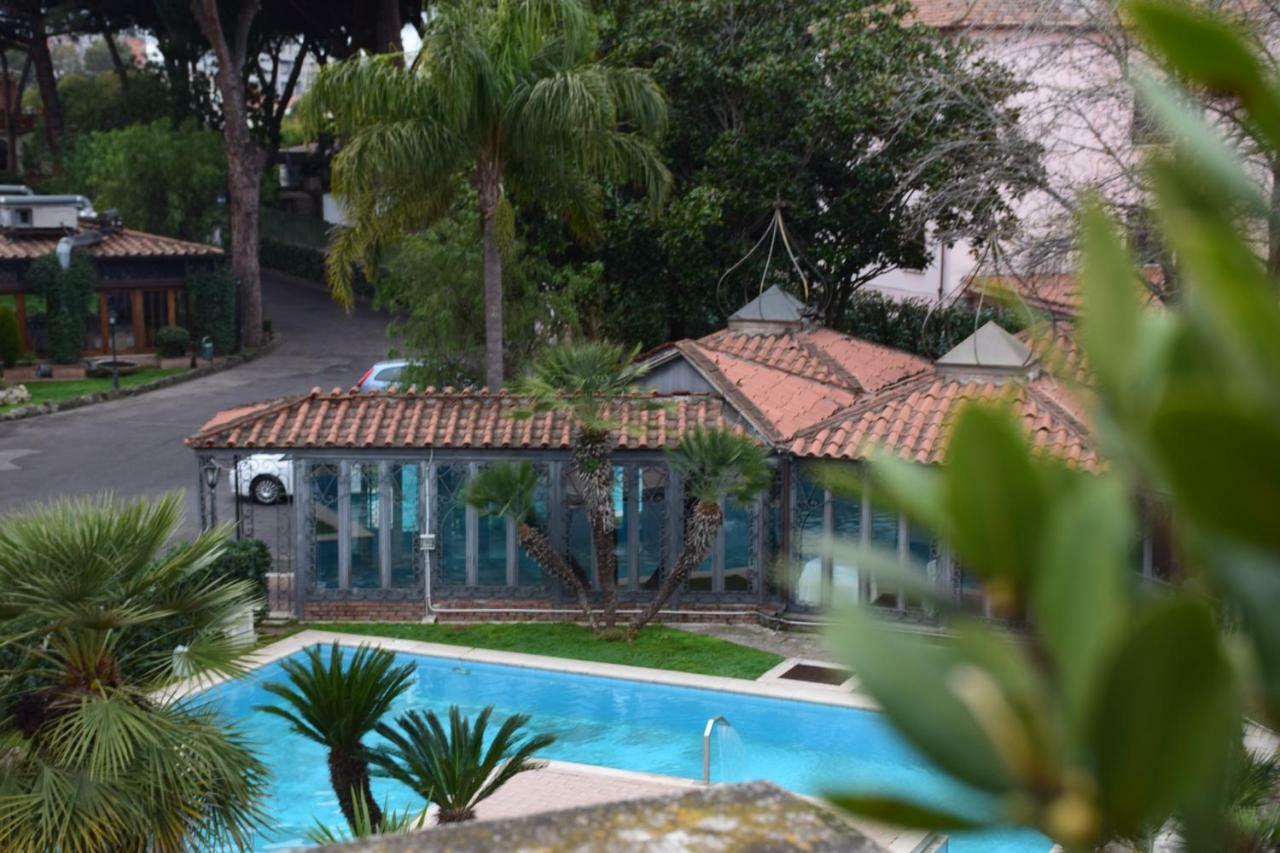 Mancini Park Hotel Rome Bagian luar foto